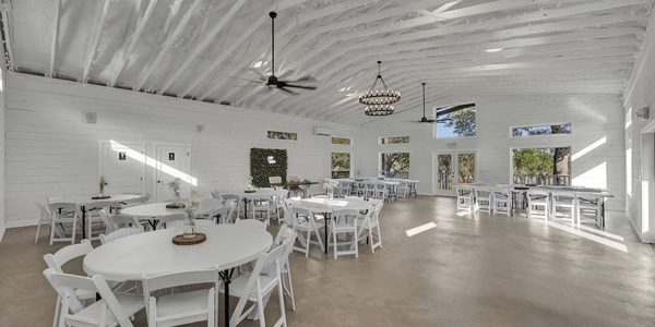 Getting Married at The Casa at Canyon Lake