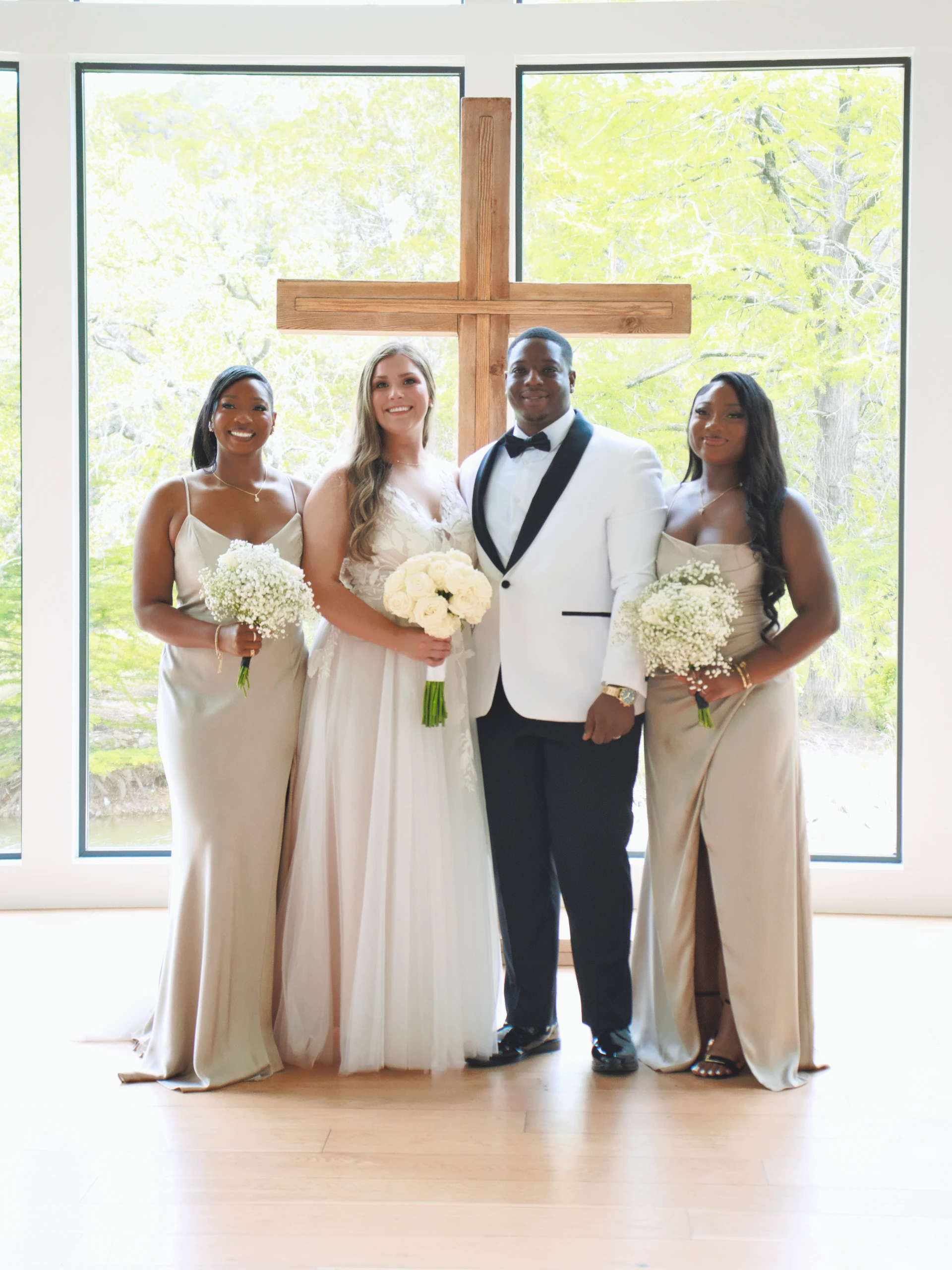 New Braunfels wedding ceremony photographed in Central Texas