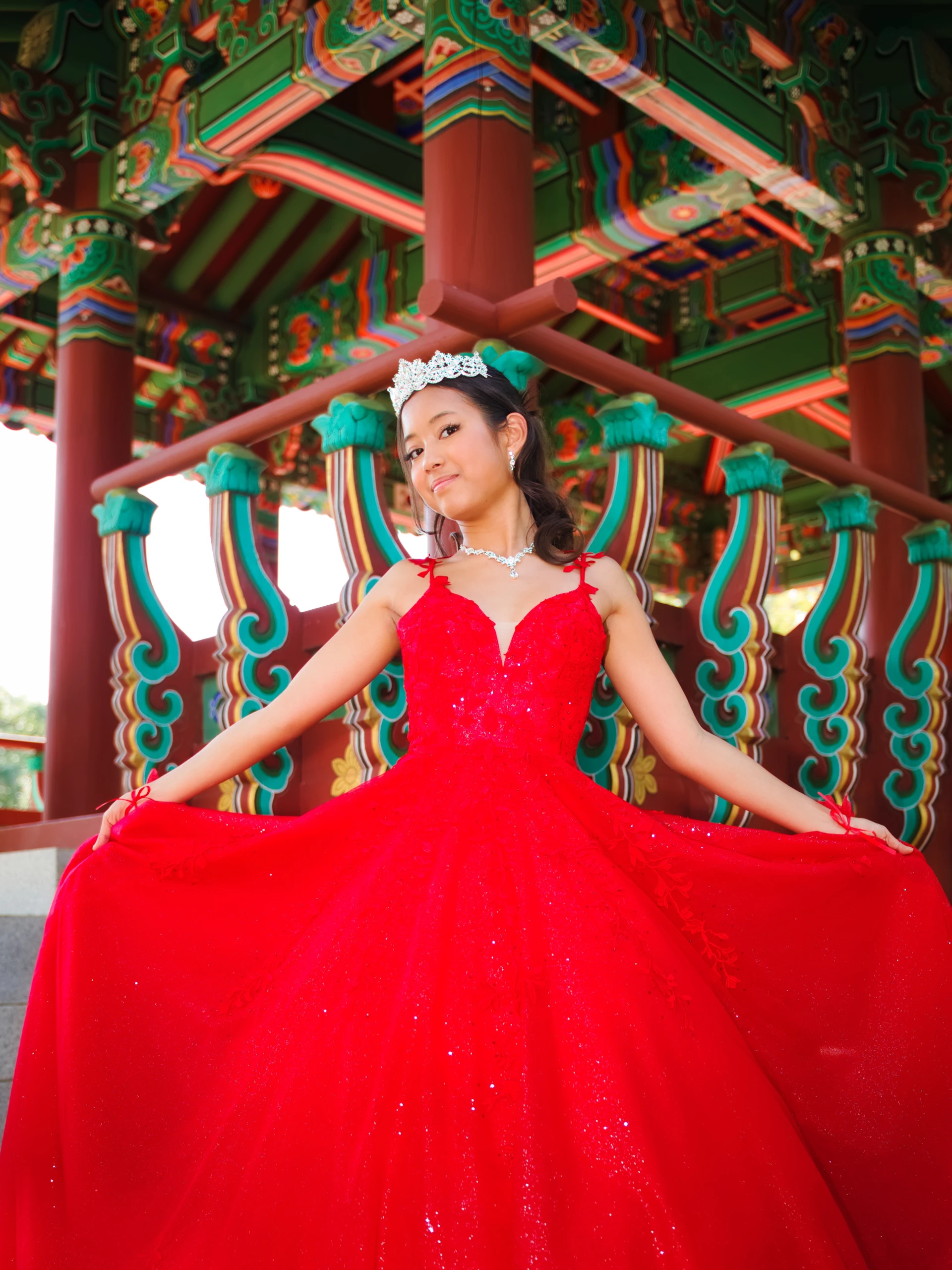Quinceañera family portraits in San Antonio by Radiance Photography