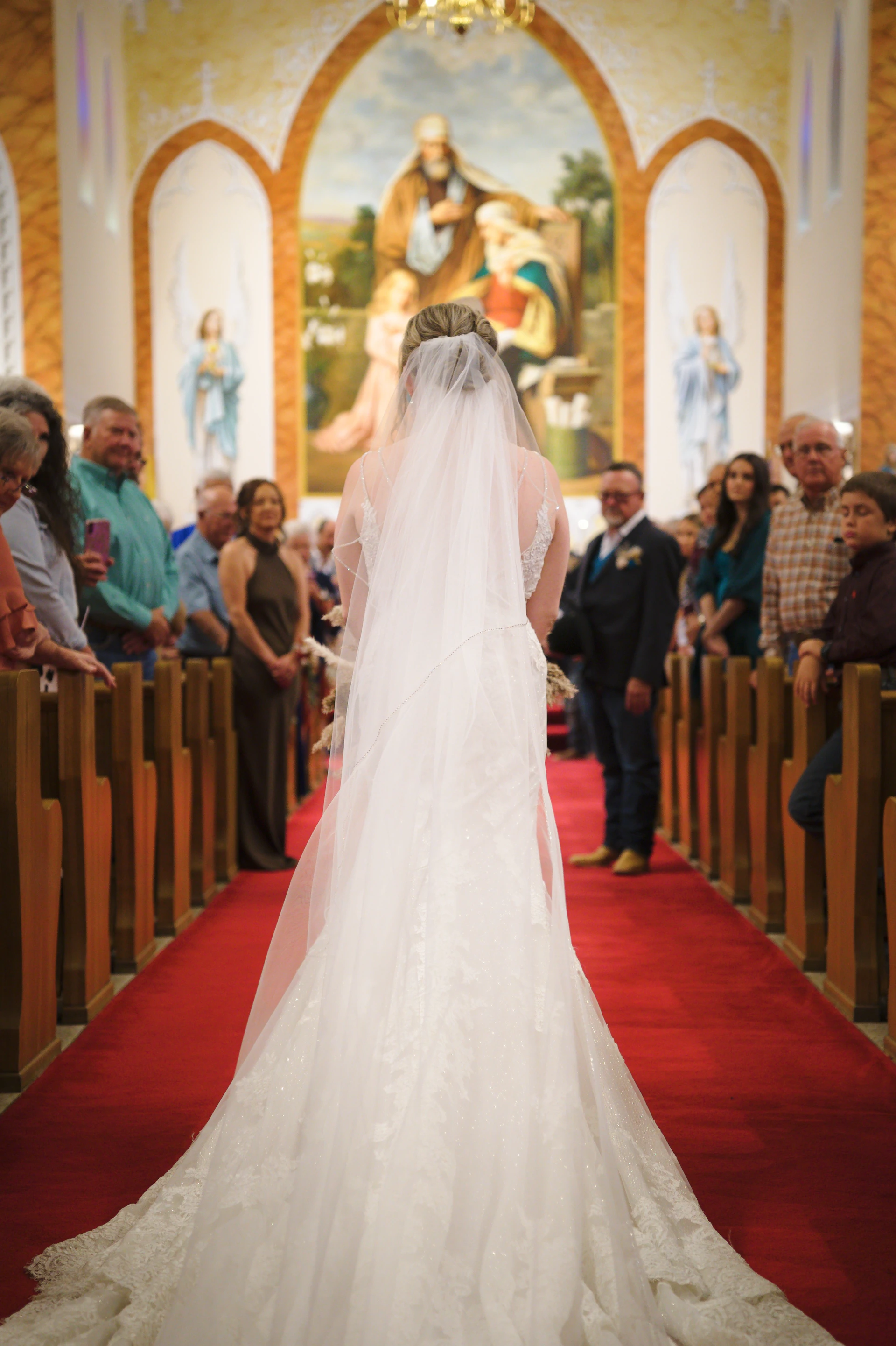 San Antonio wedding ceremony photographed in golden hour light