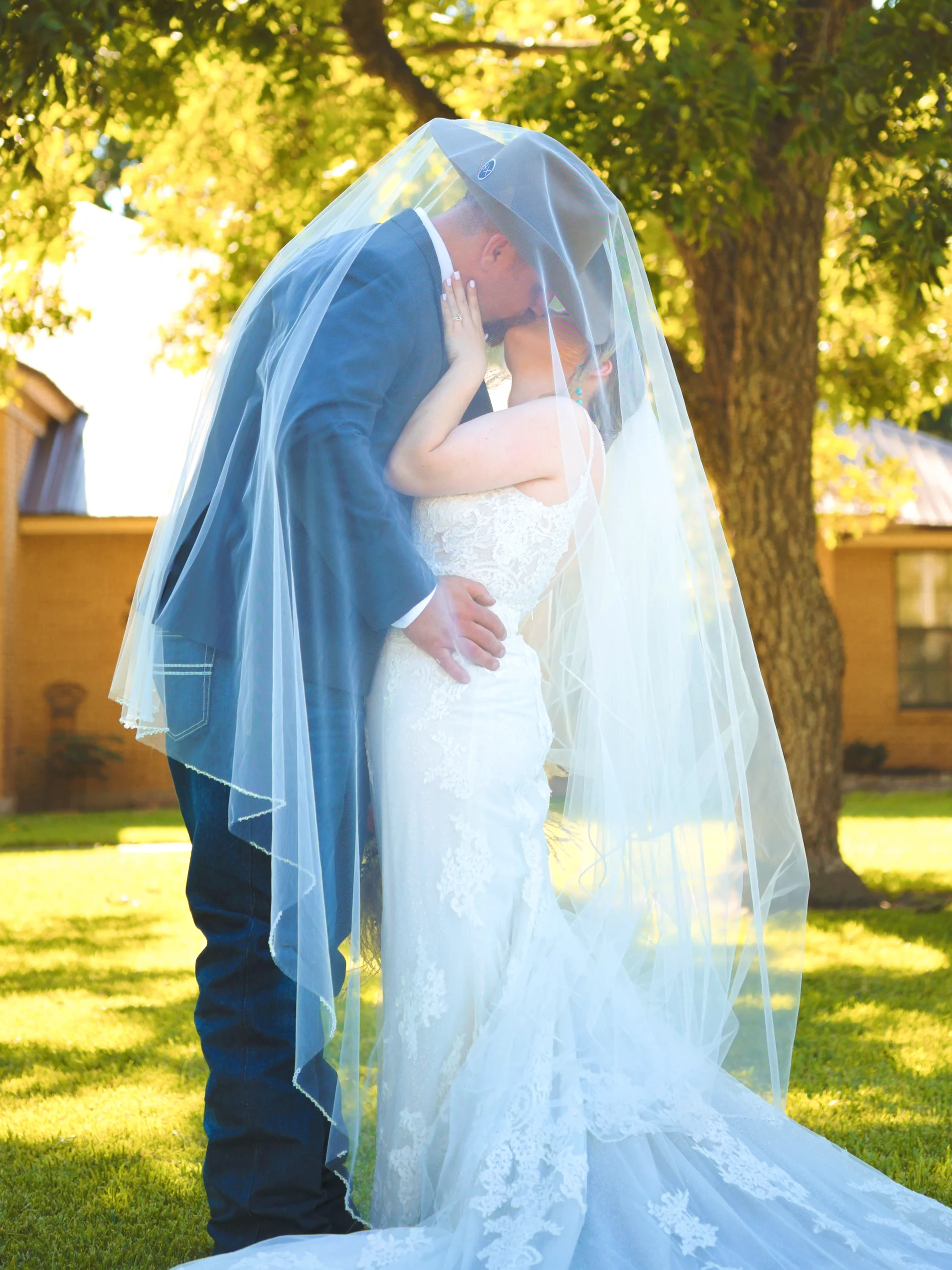 San Antonio wedding photographer capturing a golden hour ceremony