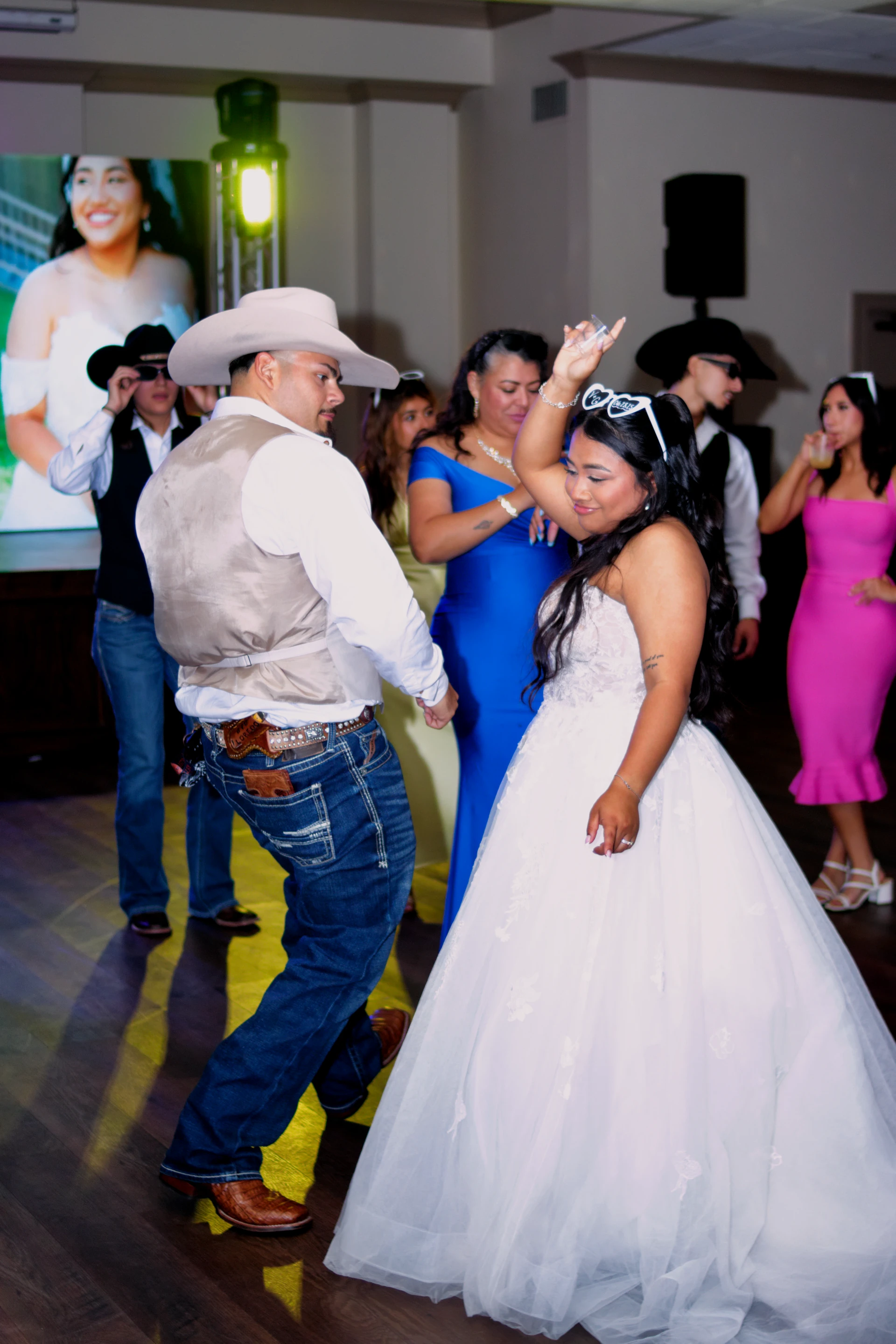 San Antonio wedding reception party on the dance floor